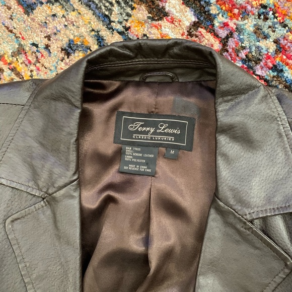 100% Genuine Leather Trench Coat - Picture 4 of 4